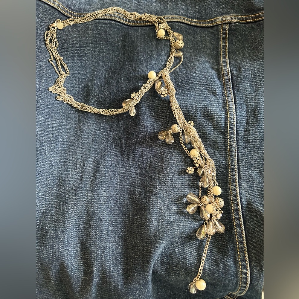 Elegant Silver Beaded Necklace